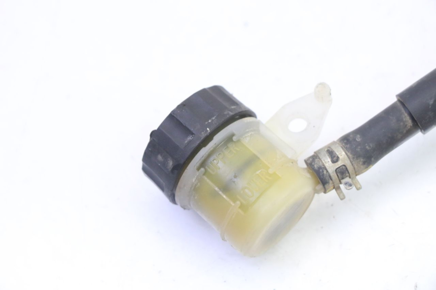 photo de POMPA HAMULCA TYLNEGO YAMAHA YFM R RAPTOR 250 (2008 - 2014) - Zbliżenie techniczne