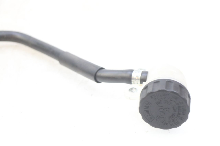 photo de POMPA HAMULCA TYLNEGO YAMAHA YZ 85 (2019 - 2021) - Zbliżenie techniczne