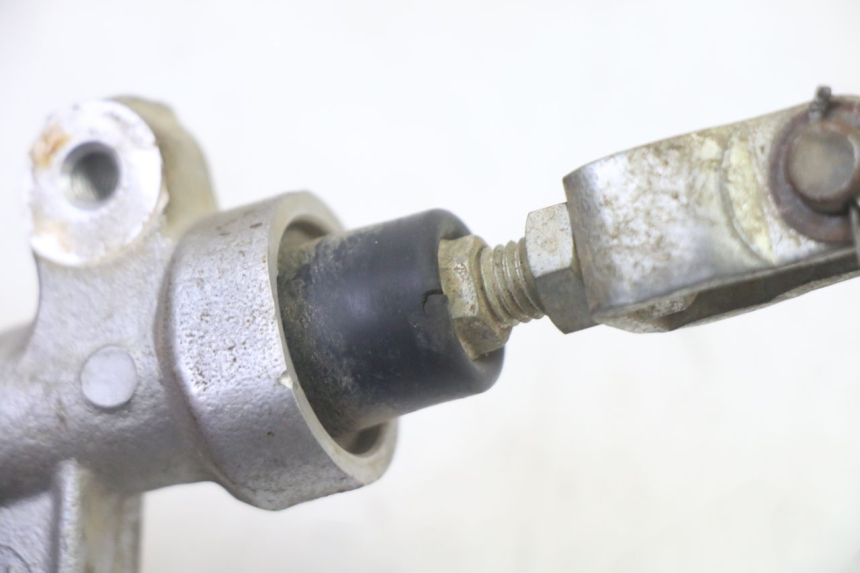 photo de POMPA HAMULCA TYLNEGO YAMAHA YZ 85 (2022 - 2025) - Widok ogólny