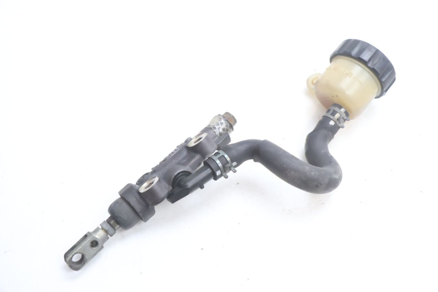 photo de TYLNY CYLINDER HAMULCOWY YAMAHA YZF R GENESIS 750 (1993 - 1998) - Inny kąt widzenia