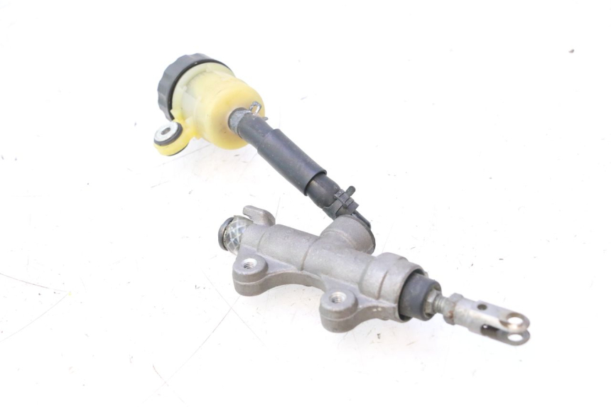 photo de TYLNY CYLINDER HAMULCOWY YAMAHA YZF R6 600 (2008 - 2009) - Zbliżenie techniczne