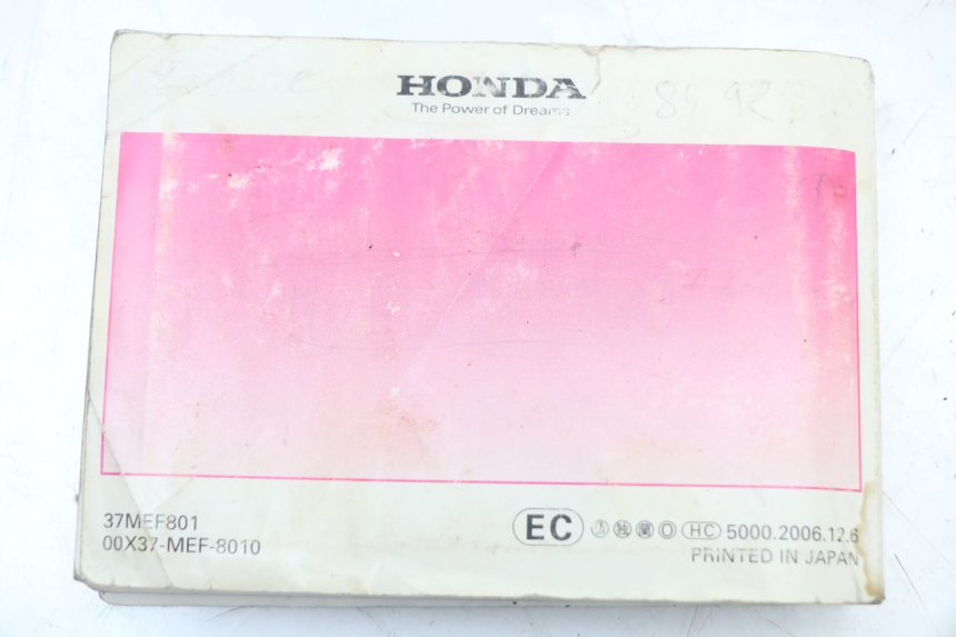 photo de INSTRUKCJA OBSŁUGI HONDA FJS SILVER WING SILVERWING 400 (2005 - 2008) - Inny kąt widzenia