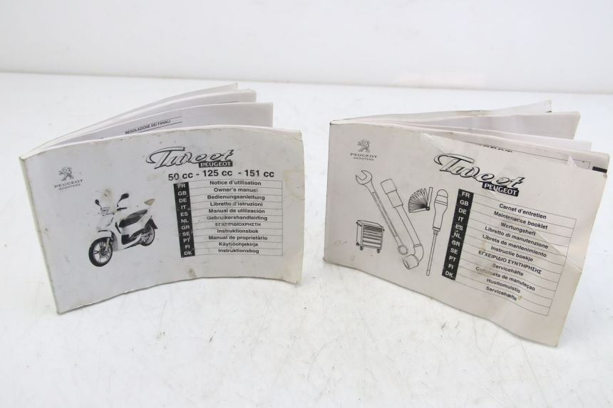 photo de INSTRUKCJA OBSŁUGI PEUGEOT TWEET 4T 50 (2010 - 2014) - Widok główny