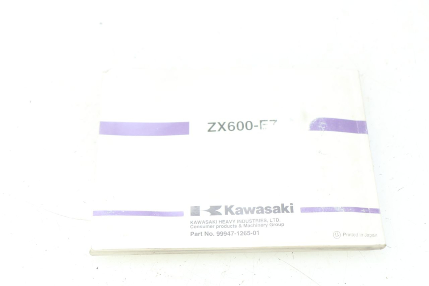 photo de INSTRUKCJA OBSŁUGI KAWASAKI ZZR 600 (1995 - 2004) - Zoom stanu zużycia