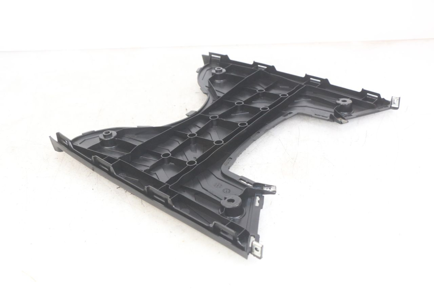 photo de STOPIEŃ PODNÓŻEK KYMCO AGILITY 16+ 4T 50 (2018 - 2023) - Zbliżenie techniczne