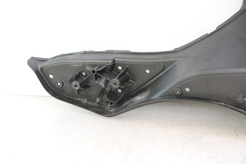 photo de STOPIEŃ PODNÓŻEK APRILIA ATLANTIC S 125 (2010 - 2013) - Oznaczenia i referencje