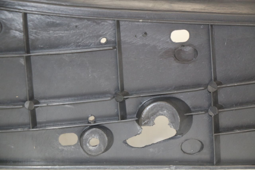 photo de STOPIEŃ PODNÓŻEK JONWAY AZTRAL 125 (2008 - 2017) - Zoom stanu zużycia