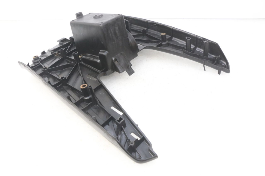 photo de STOPIEŃ PODNÓŻEK MBK BOOSTER NEXT GENERATION 50 (2004 - 2007) - Zoom stanu zużycia