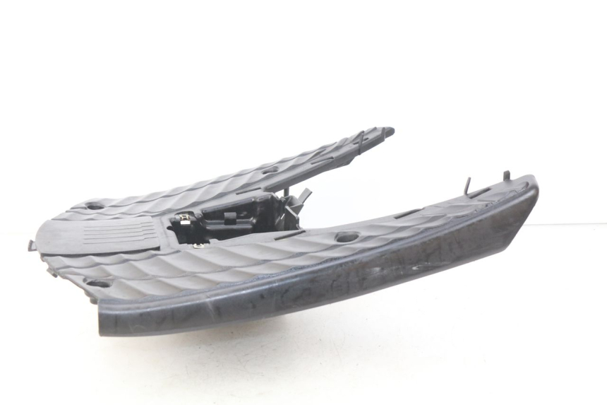 photo de STOPIEŃ PODNÓŻEK MBK BOOSTER NEXT GENERATION 50 (2004 - 2007) - Zbliżenie techniczne