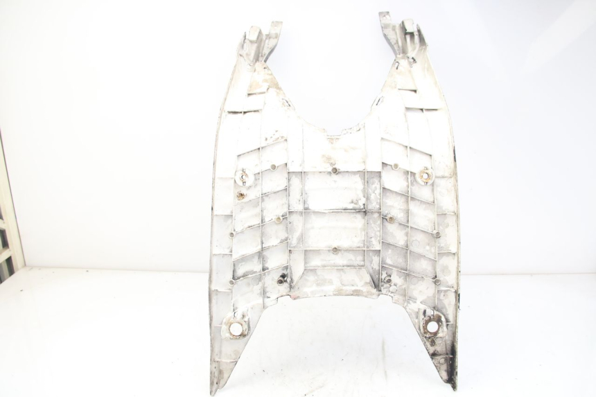 photo de STOPIEŃ PODNÓŻEK MBK BOOSTER SPIRIT 50 (1999 - 2003) - Widok z bliska