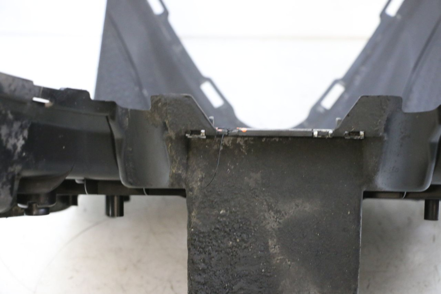 photo de STOPIEŃ PODNÓŻEK MBK BOOSTER SPIRIT 50 (2004 - 2017) - Kontrola wizualna