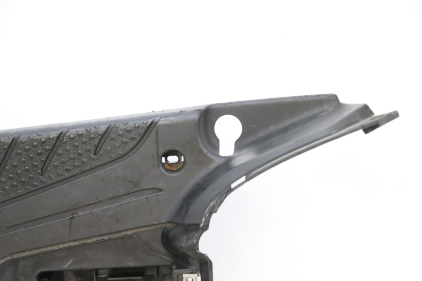 photo de STOPIEŃ PODNÓŻEK MBK BOOSTER SPIRIT 50 (2004 - 2017) - Zoom stanu zużycia