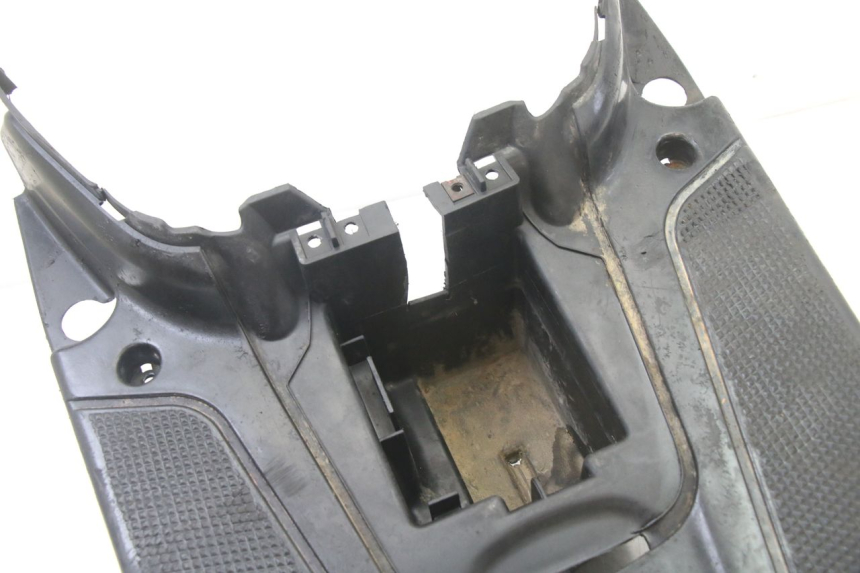 photo de STOPIEŃ PODNÓŻEK MBK BOOSTER SPIRIT NAKED 50 (2004 - 2017) - Zoom stanu zużycia