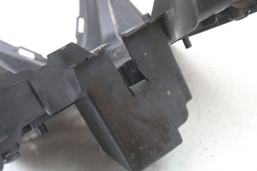 photo de STOPIEŃ PODNÓŻEK MBK BOOSTER SPIRIT NAKED 50 (2004 - 2017) - Zbliżenie techniczne