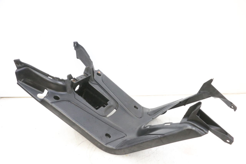 photo de STOPIEŃ PODNÓŻEK MBK BOOSTER SPIRIT NAKED 50 (2004 - 2017) - Widok z bliska