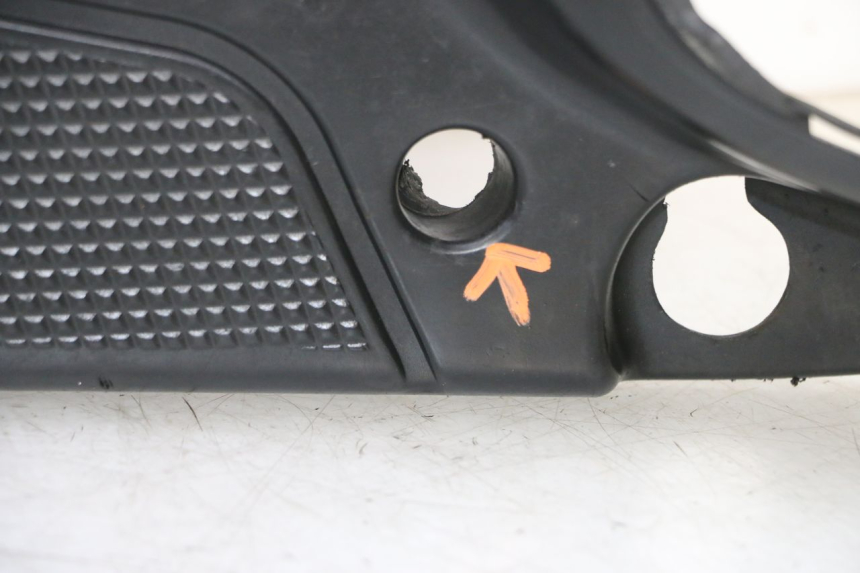 photo de STOPIEŃ PODNÓŻEK MBK BOOSTER SPIRIT NAKED 50 (2004 - 2017) - Widok główny