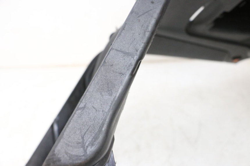 photo de STOPIEŃ PODNÓŻEK MBK BOOSTER SPIRIT NAKED 50 (2004 - 2017) - Zbliżenie techniczne