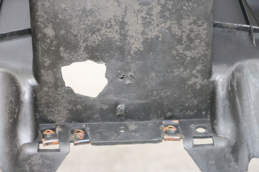 photo de STOPIEŃ PODNÓŻEK MBK BOOSTER SPIRIT NAKED 50 (2004 - 2017) - Punkty mocowania