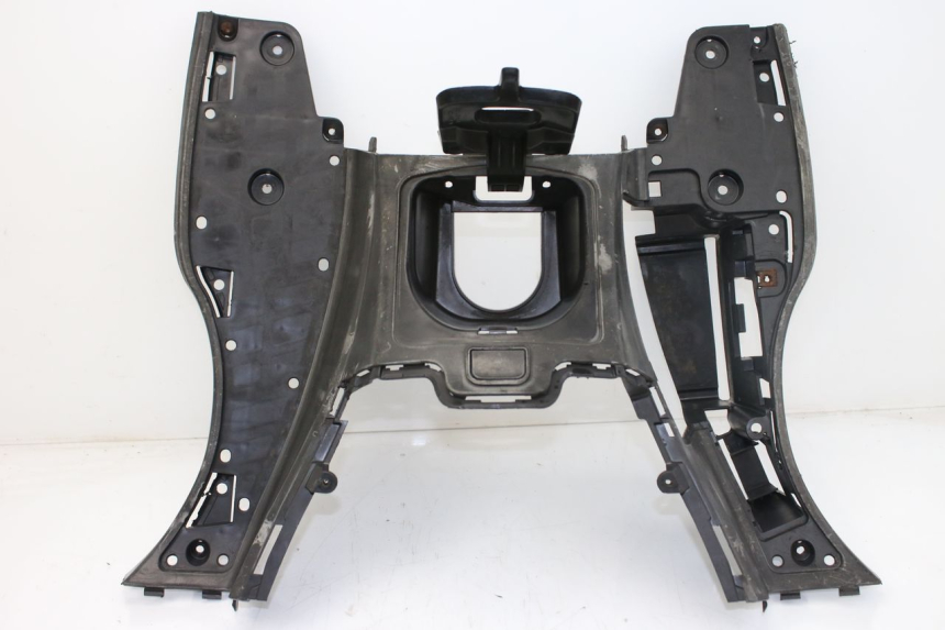 photo de STOPIEŃ PODNÓŻEK SUZUKI BURGMAN 125 (2007 - 2014) - Szczegół części