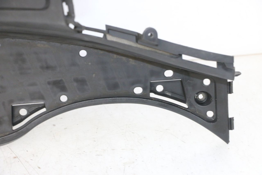 photo de STOPIEŃ PODNÓŻEK SUZUKI BURGMAN 125 (2007 - 2014) - Oznaczenia i referencje