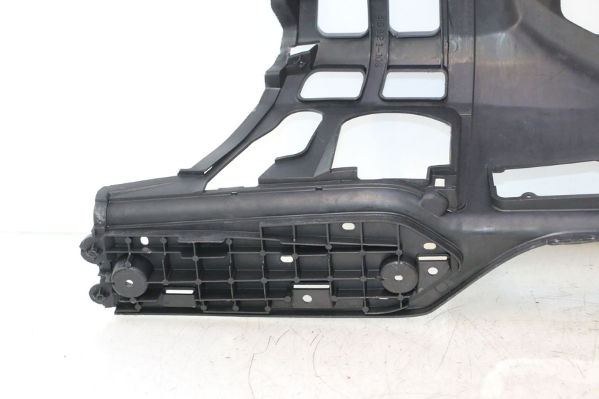 photo de PODNÓŻEK SUZUKI BURGMAN EXECUTIVE ABS 650 (2006 - 2012) - Zbliżenie komponentów