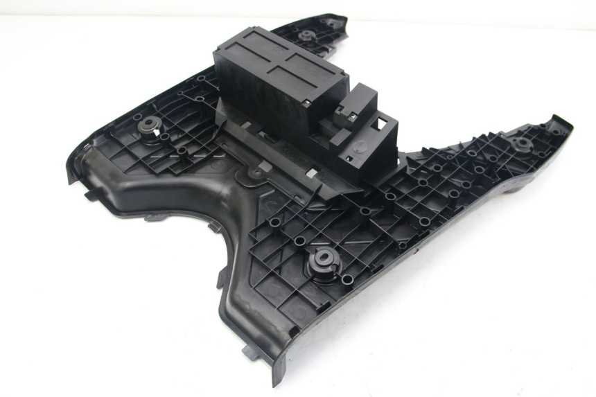 photo de STOPIEŃ PODNÓŻEK YAMAHA BW'S BWS 125 (2010 - 2013) - Alternatywny kąt