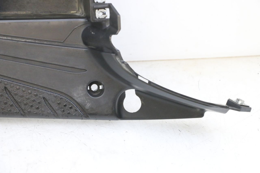 photo de STOPIEŃ PODNÓŻEK YAMAHA BW'S EASY 50 (2013 - 2016) - Struktura - zbliżenie