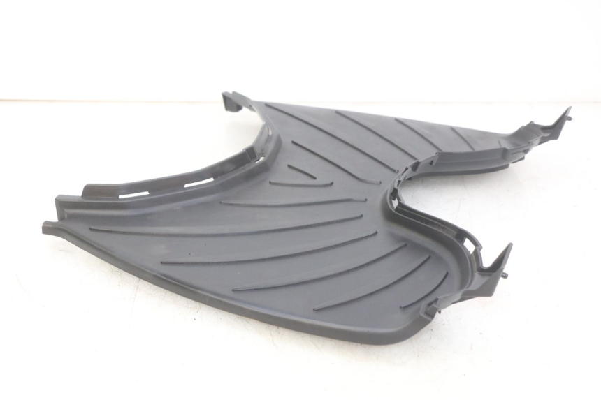 photo de STOPIEŃ PODNÓŻEK PEUGEOT CITYSTAR AIR 125 (2014 - 2017) - Zbliżenie techniczne