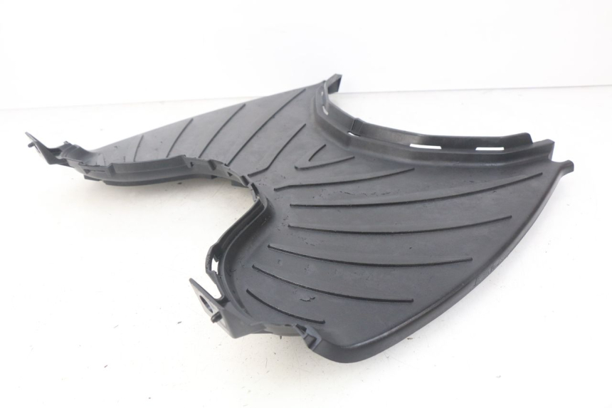 photo de STOPIEŃ PODNÓŻEK PEUGEOT CITYSTAR 50 (2013 - 2017) - Zbliżenie techniczne