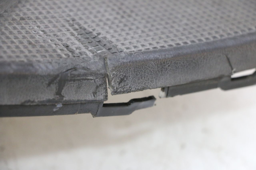 photo de STOPIEŃ PODNÓŻEK YAMAHA CYGNUS X INJECTION 125 (2007 - 2013) - Szczegół części