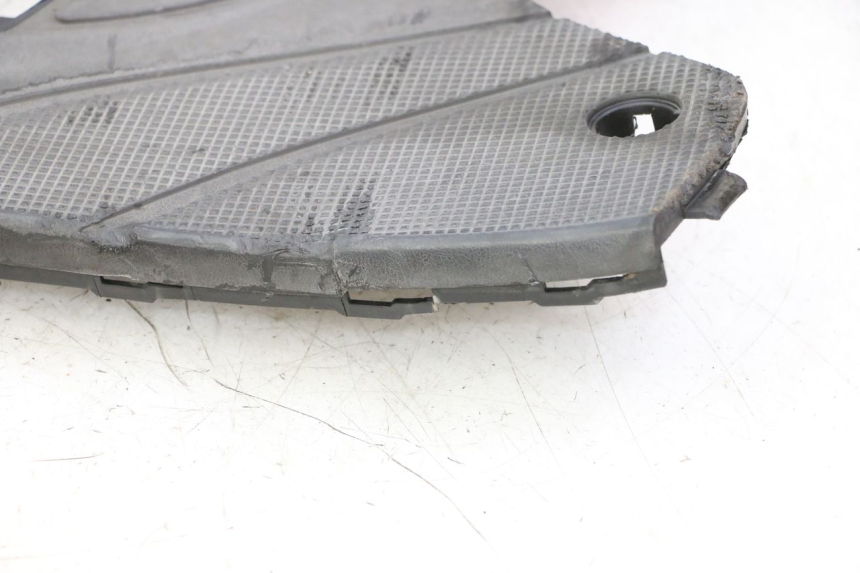 photo de STOPIEŃ PODNÓŻEK YAMAHA CYGNUS X INJECTION 125 (2007 - 2013) - Stan powierzchni