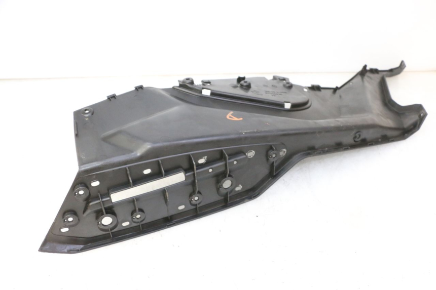 photo de PODNÓŻEK PRAWY QUADRO 4 4D 350 (2015 - 2018) - Zoom stanu zużycia