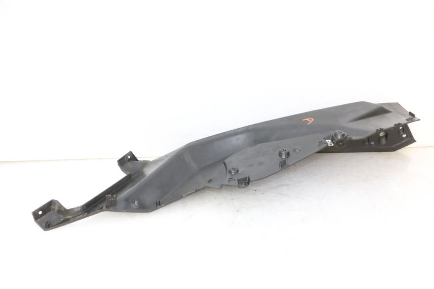 photo de PODNÓŻEK PRAWY QUADRO 4 4D 350 (2015 - 2018) - Zbliżenie techniczne