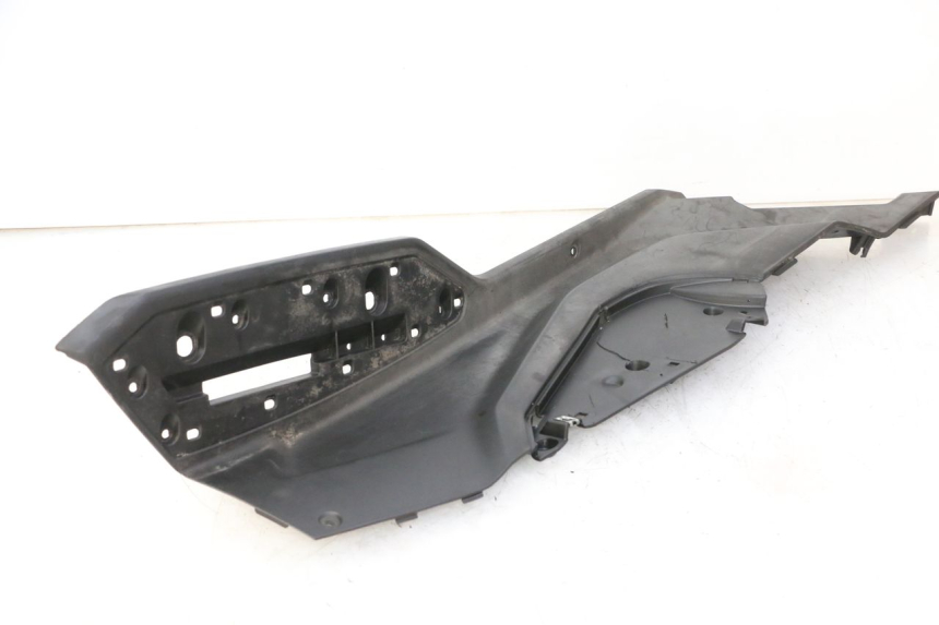 photo de PODNÓŻEK PRAWY QUADRO 4 4D 350 (2015 - 2018) - Widok ogólny