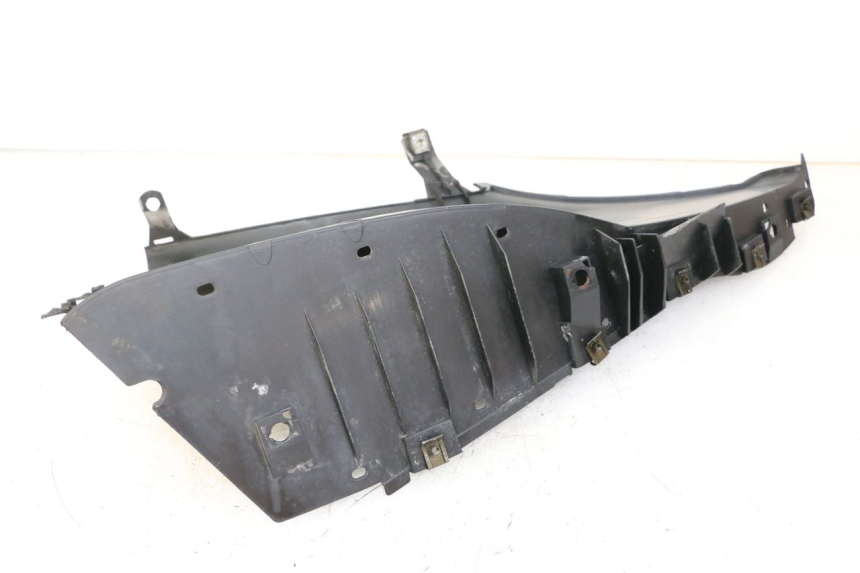 photo de PODNÓŻEK PRAWY BMW C1 125 (2000 - 2003) - Inny kąt widzenia