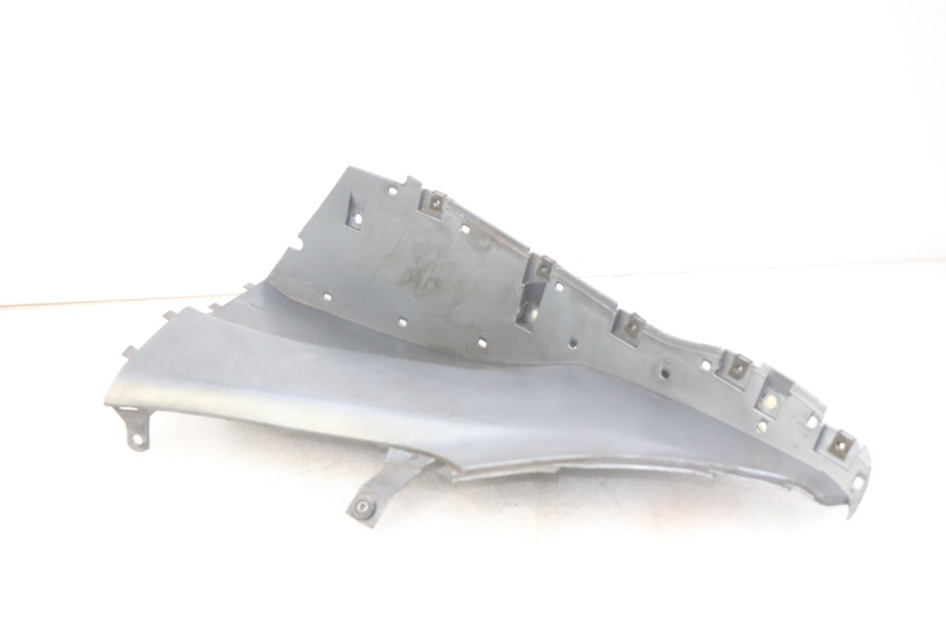 photo de PODNÓŻEK PRAWY BMW C1 125 (2000 - 2003) - Punkty mocowania