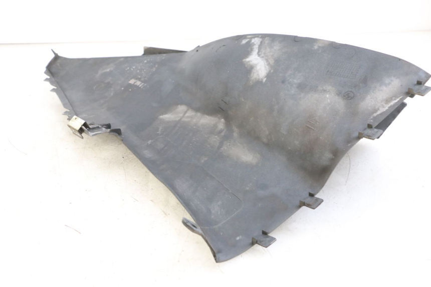 photo de PODNÓŻEK PRAWY BMW C1 125 (2000 - 2003) - Szczegół części