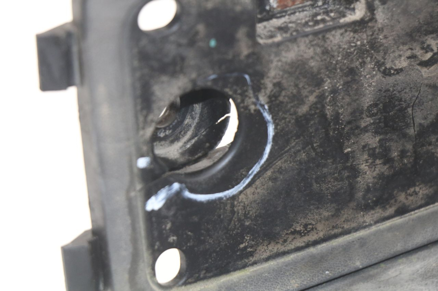 photo de PODNÓŻEK PRAWY KYMCO DINK STREET 125 (2009 - 2014) - Szczegół części