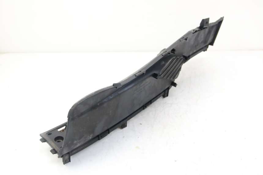 photo de PODNÓŻEK PRAWY KYMCO DINK STREET 125 (2009 - 2014) - Inny kąt widzenia