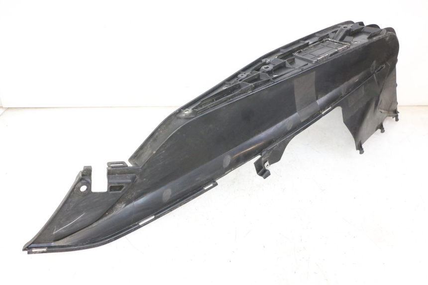 photo de PODNÓŻEK PRAWY HONDA FORZA ABS 300 (2013 - 2017) - Szczegół części