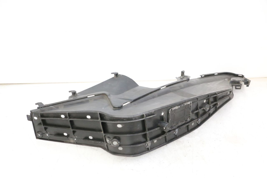 photo de PODNÓŻEK PRAWY HONDA FORZA ABS 300 (2013 - 2017) - Inny kąt widzenia