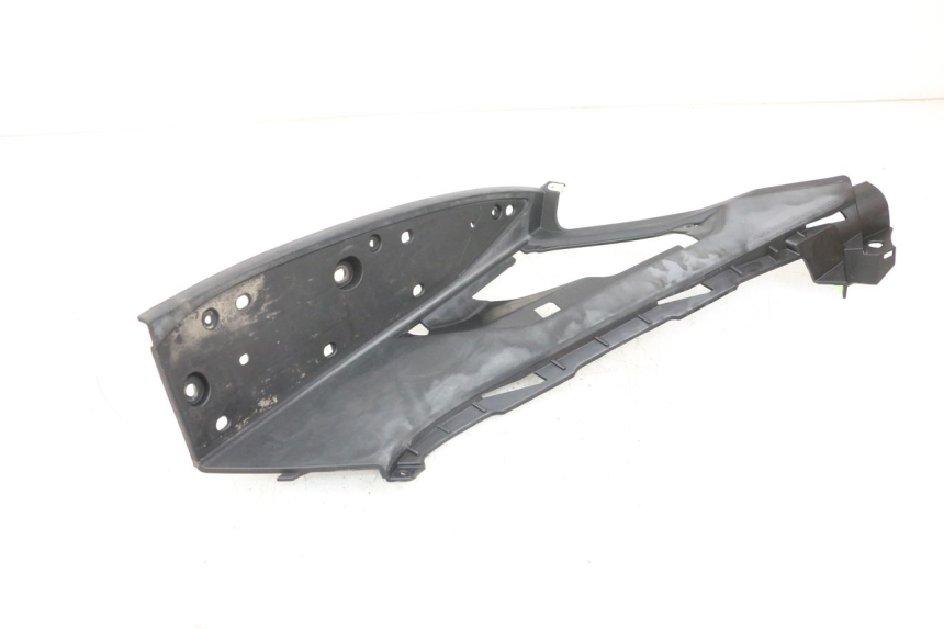 photo de PODNÓŻEK PRAWY PEUGEOT GEOPOLIS RS 125 (2007 - 2009) - Inny kąt widzenia