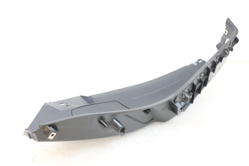 photo de PODNÓŻEK PRAWY PIAGGIO MP3 HPE 350 (2018 - 2020) - Szczegół części