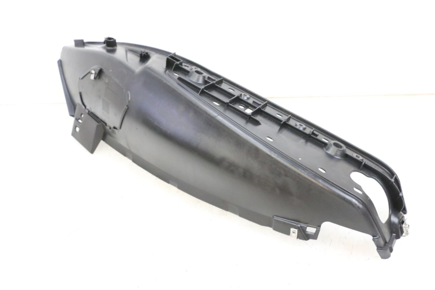 photo de PODNÓŻEK PRAWY PIAGGIO MP3 HPE 350 (2018 - 2020) - Zoom stanu zużycia