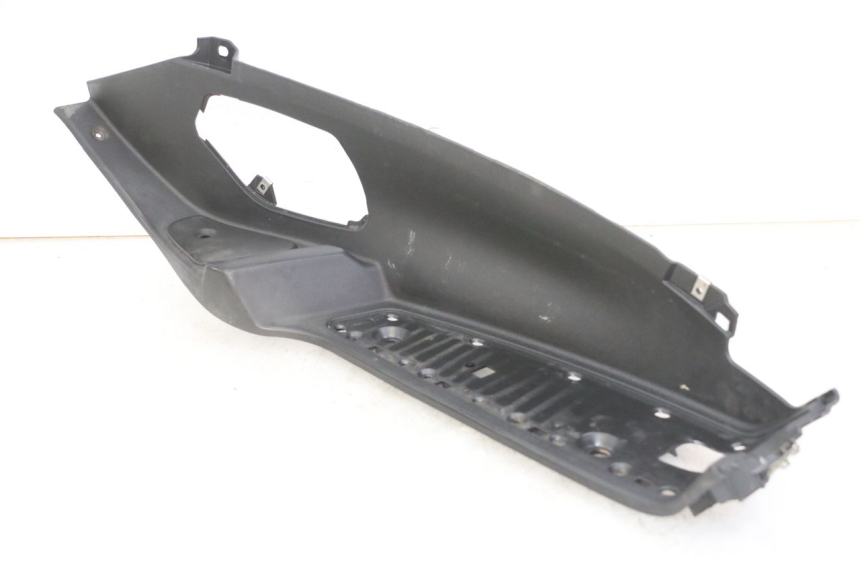 photo de PODNÓŻEK PRAWY PIAGGIO MP3 LT 300 (2010 - 2016) - Widok główny