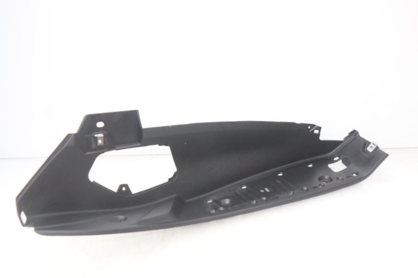 photo de PODNÓŻEK PRAWY PIAGGIO MP3 500 (2014 - 2017) - Szczegół części