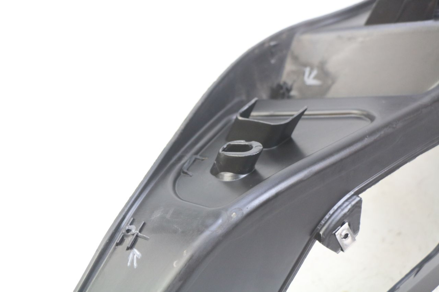 photo de PODNÓŻEK PRAWY PIAGGIO MP3 125 (2006 - 2014) - Zoom stanu zużycia