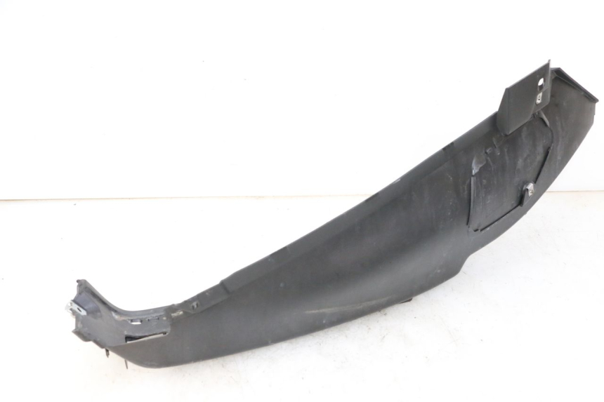 photo de PODNÓŻEK PRAWY PIAGGIO MP3 500 (2014 - 2017) - Zbliżenie techniczne