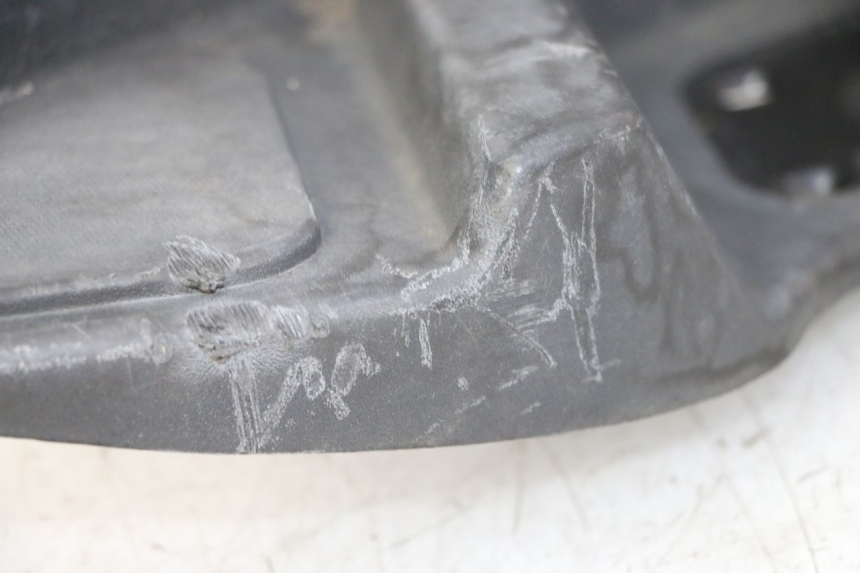 photo de PODNÓŻEK PRAWY PIAGGIO MP3 500 (2011 - 2015) - Widok ogólny