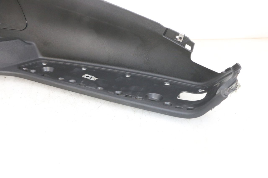 photo de PODNÓŻEK PRAWY PIAGGIO MP3 RL 250 (2006 - 2010) - Część sprawdzona